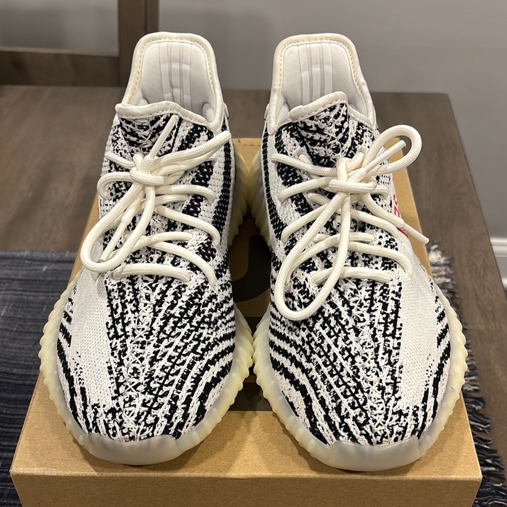 Adidas Yeezy Boost 350 V2 Zebra Sneakers